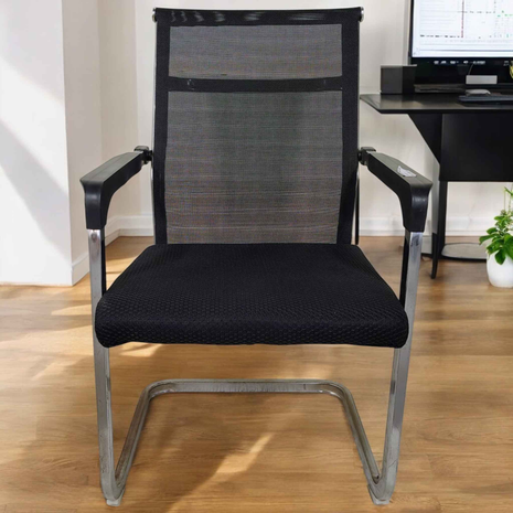 Modern Mesh Visitor Chair with Chrome Cantilever Frame – Breathable Office Guest Seating