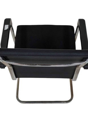 Modern Mesh Visitor Chair with Chrome Cantilever Frame – Breathable Office Guest Seating